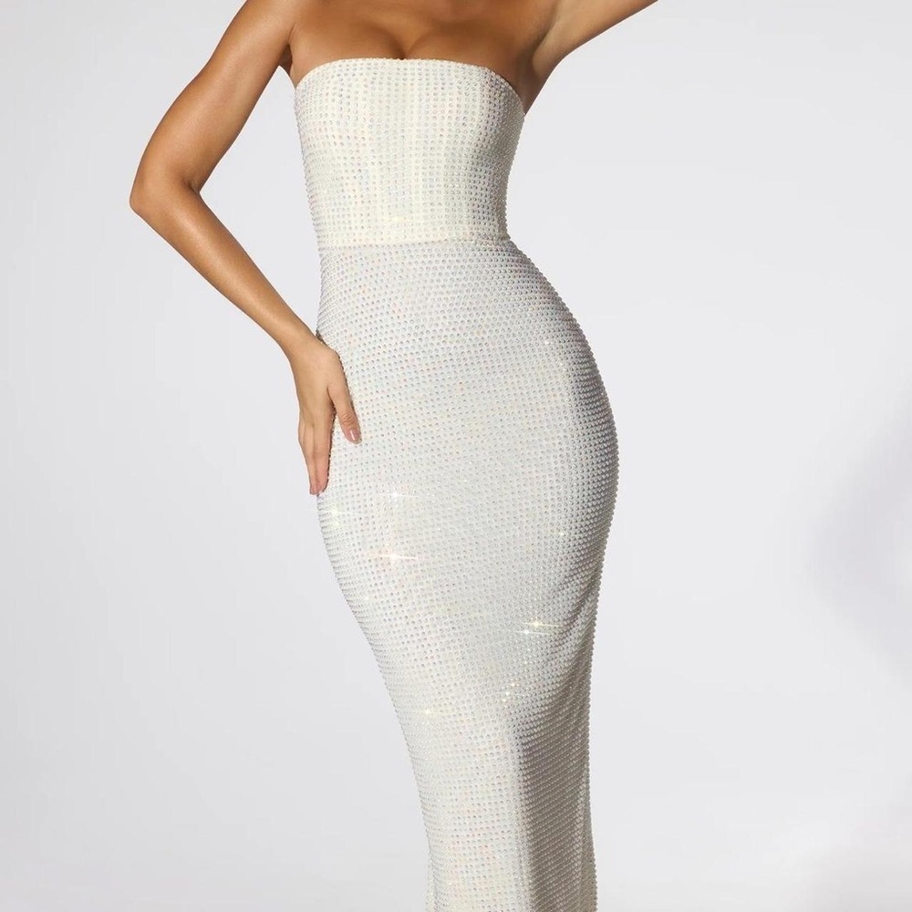 Oh Polly Embellished Strapless Evening Gown in Ivory - 8